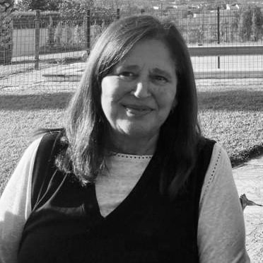 Dra. Fernanda Melo