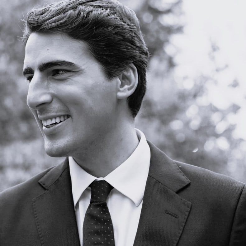 Dr. Vasco Medeiros dos Santos | Clínica Jardim das Amoreiras