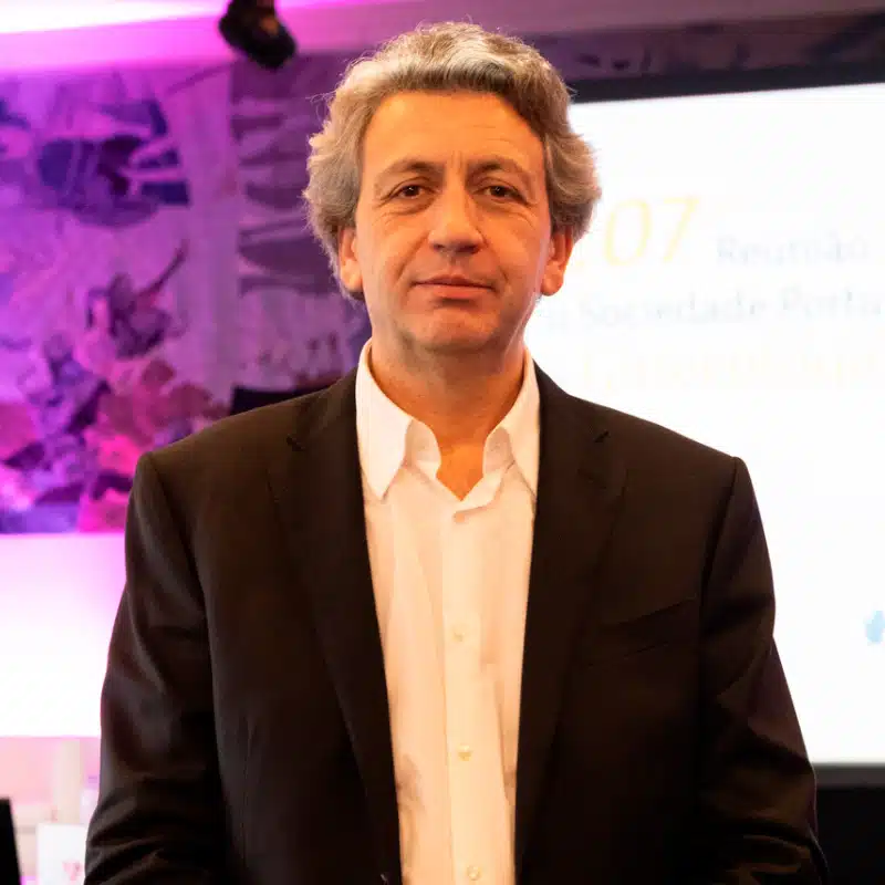 Prof. Dr. José Reis participa em encontro científico dedicado à endometriose